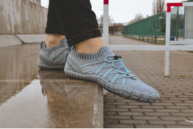 002 BAREFOOT OUTLET